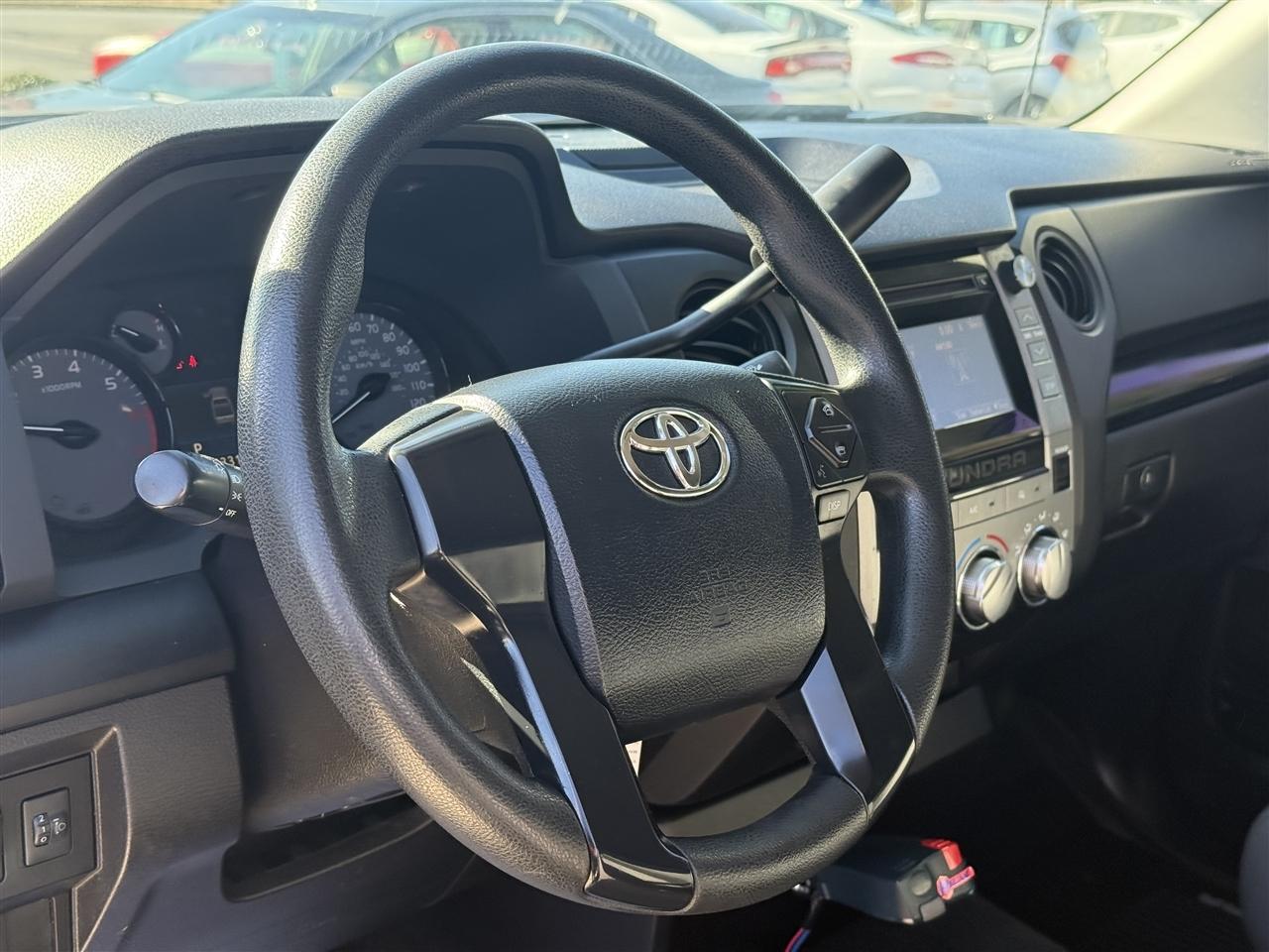 Toyota Tundra SR5 4.6L V8 Double Cab 4WD 2016