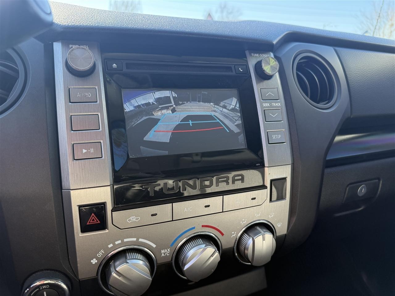 Toyota Tundra SR5 4.6L V8 Double Cab 4WD 2016