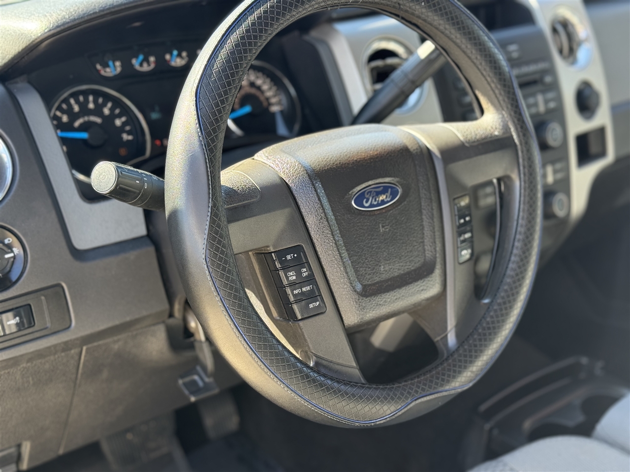 Ford F-150 XLT SuperCrew 5.5-ft. Bed 2WD 2013