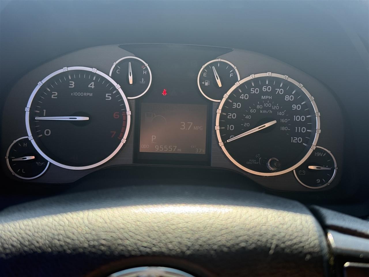 Toyota Tundra SR5 4.6L V8 CrewMax 2WD 2016