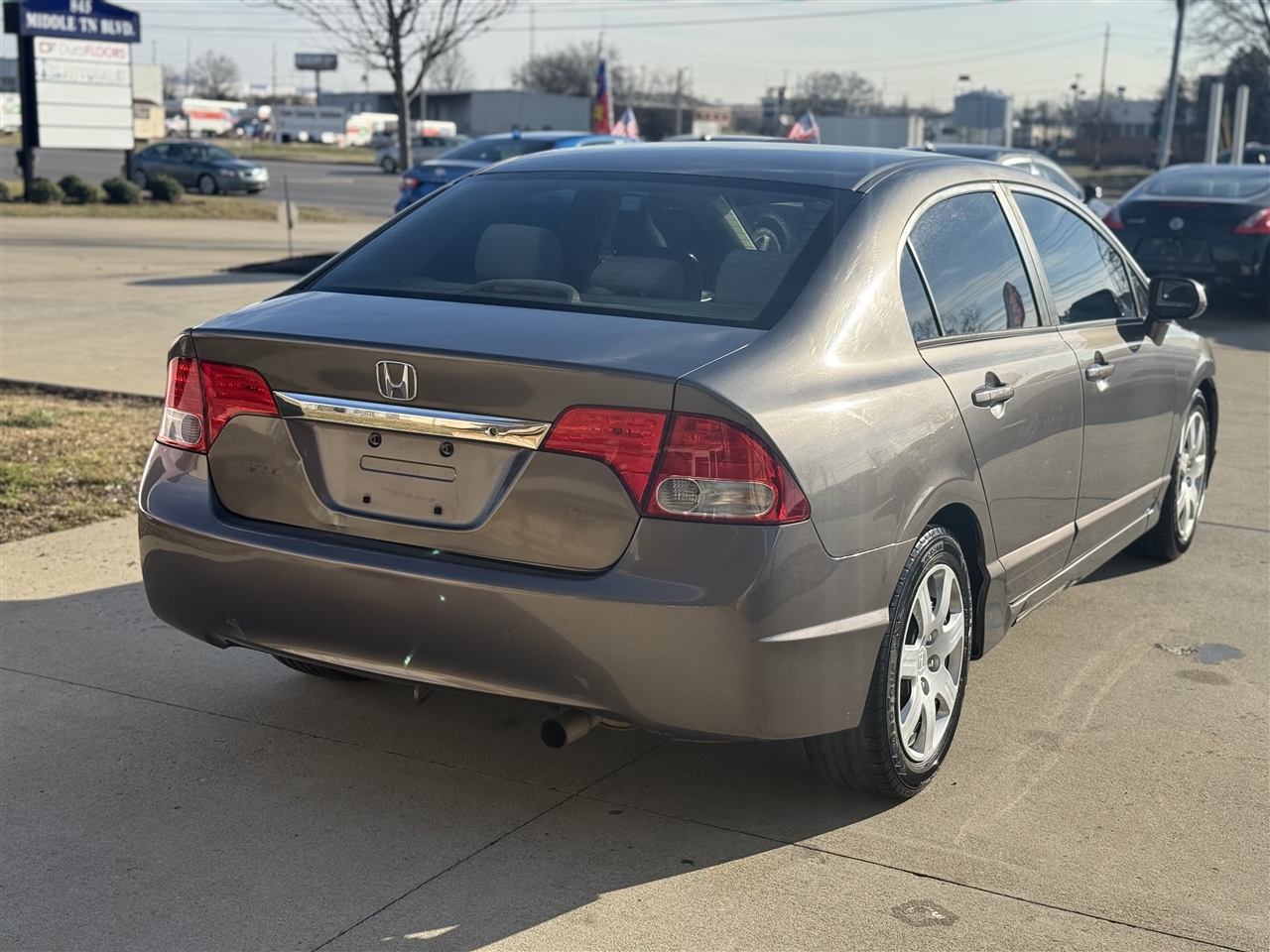 Honda Civic LX Sedan 5-Speed AT 2009