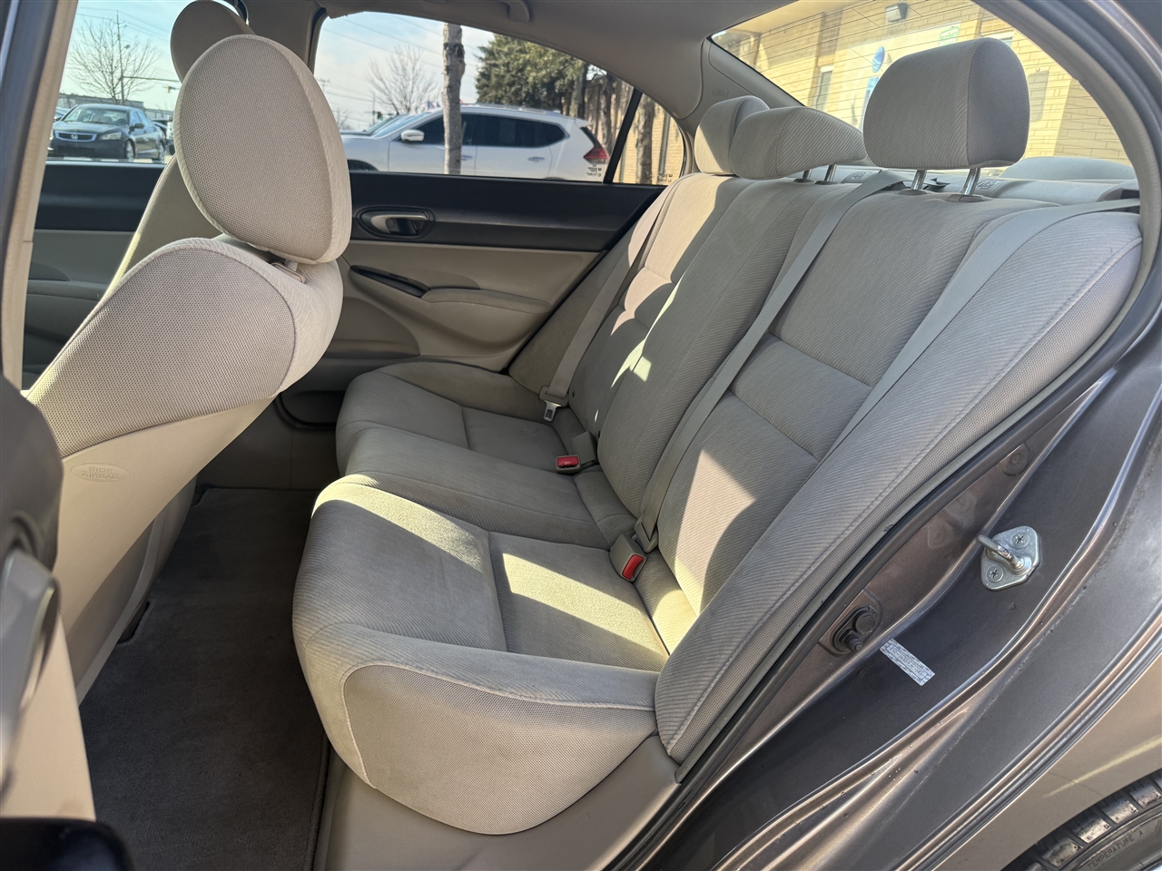 Honda Civic LX Sedan 5-Speed AT 2009