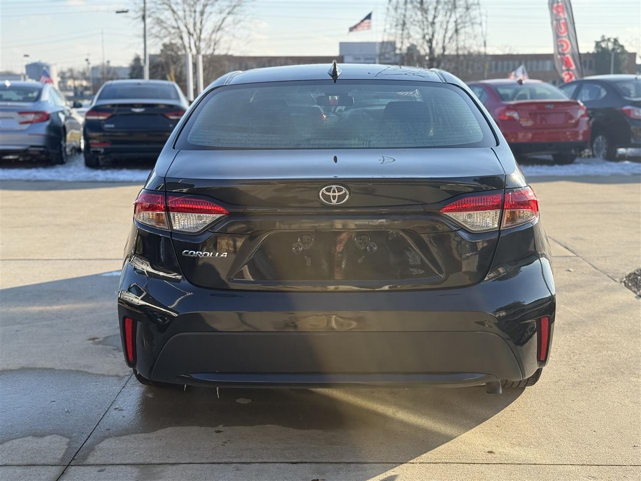 Toyota Corolla LE 2022