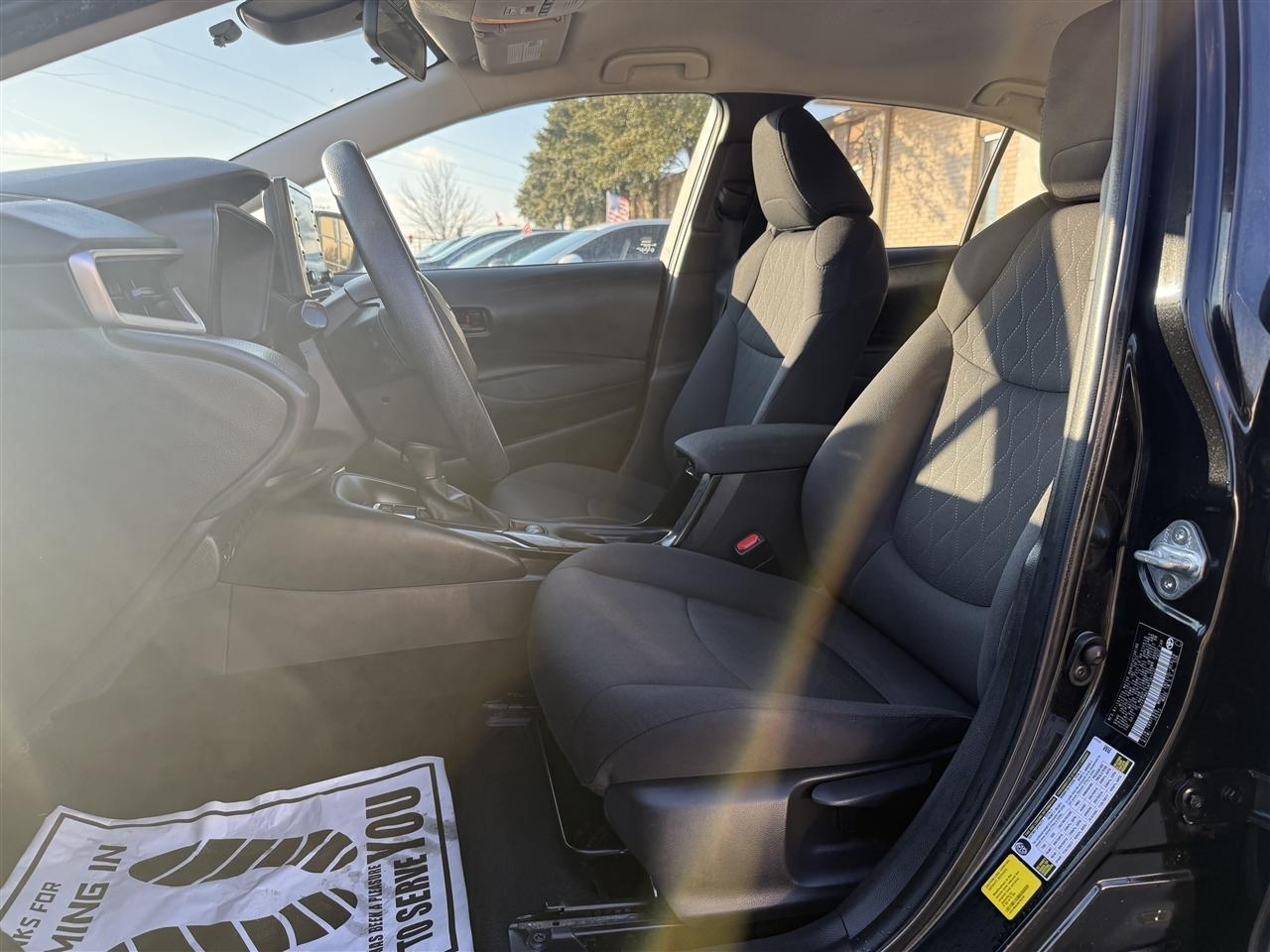 Toyota Corolla LE 2022