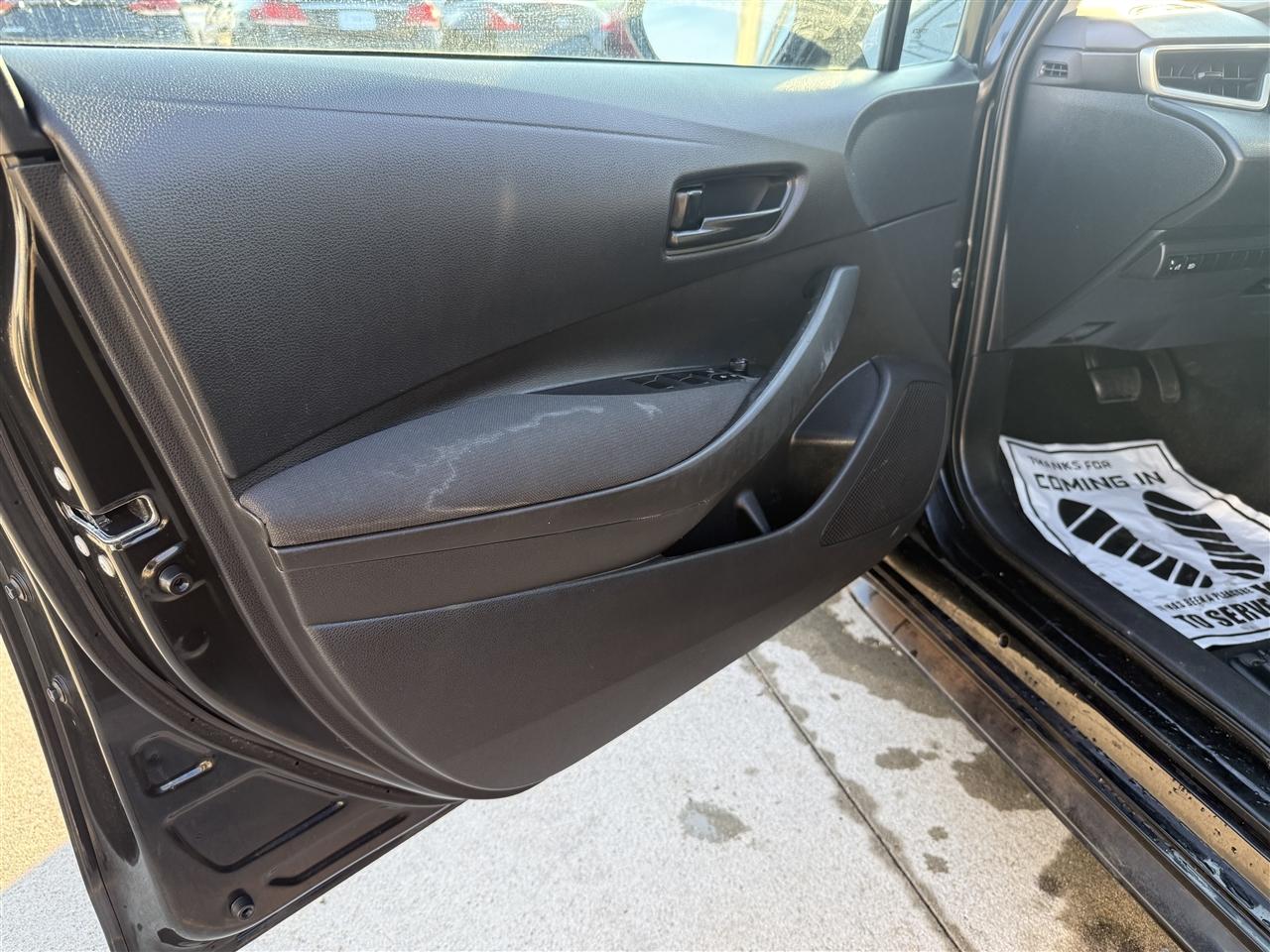 Toyota Corolla LE 2022