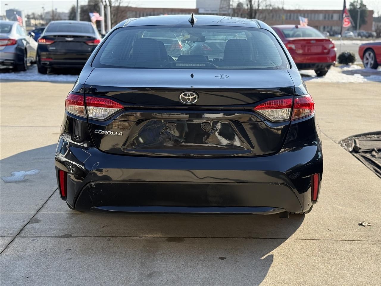 Toyota Corolla LE 2021