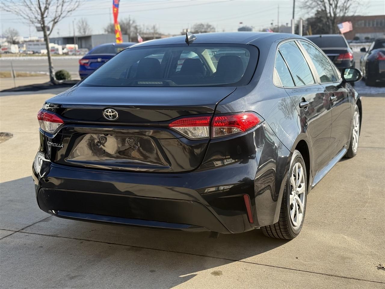 Toyota Corolla LE 2021