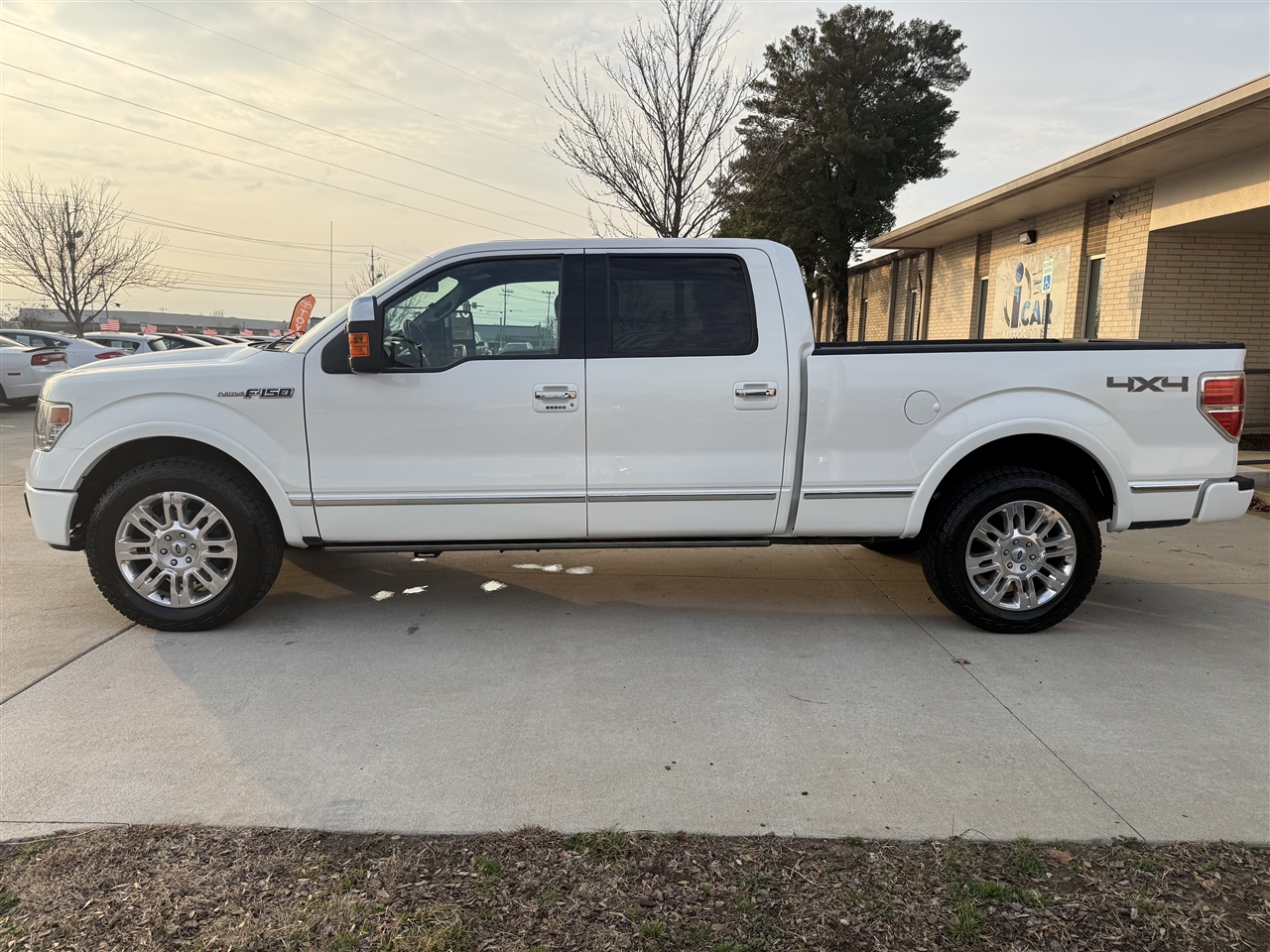 Ford F-150 Platinum SuperCrew 5.5-ft. Bed 4WD 2013