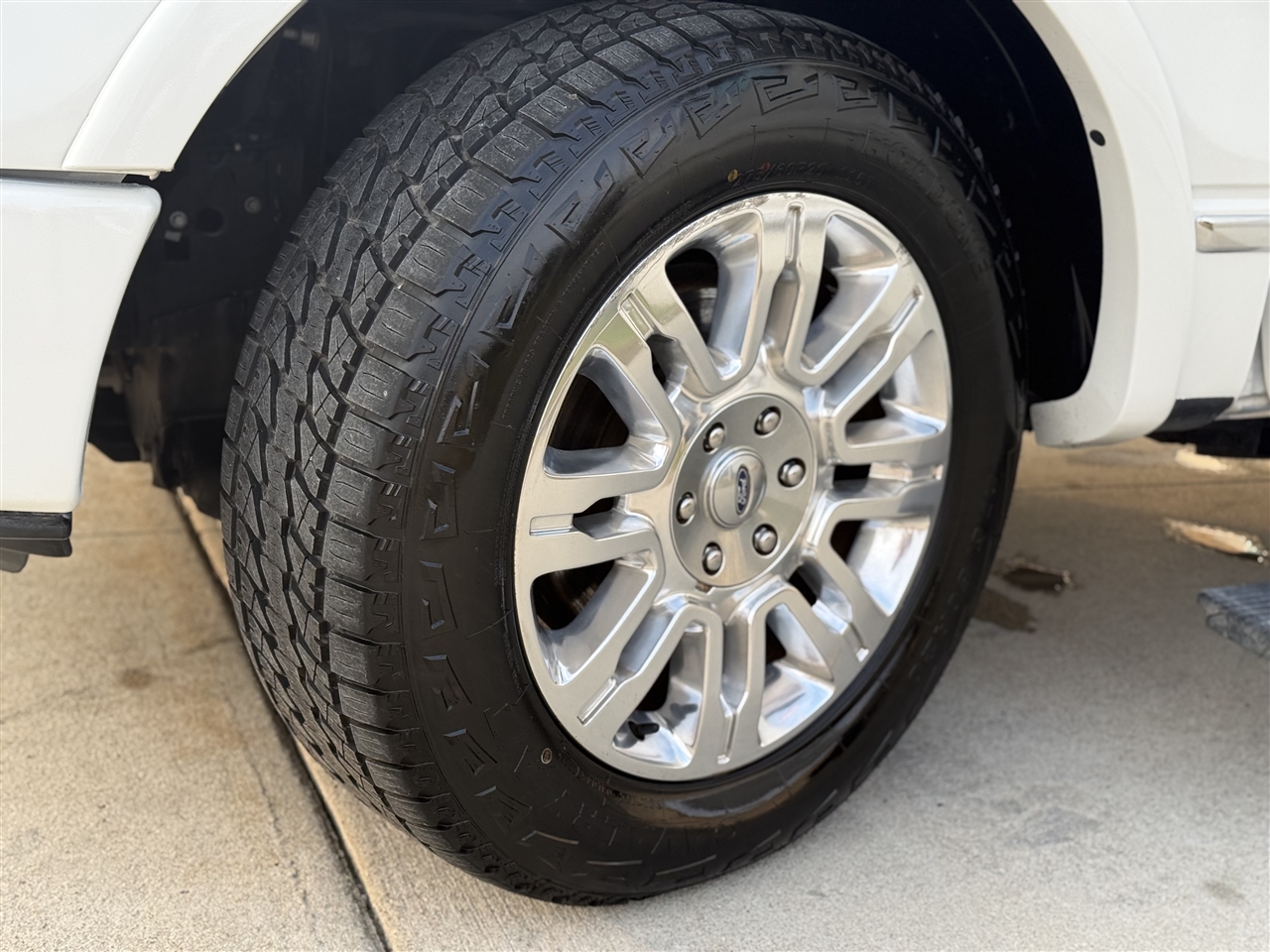 Ford F-150 Platinum SuperCrew 5.5-ft. Bed 4WD 2013