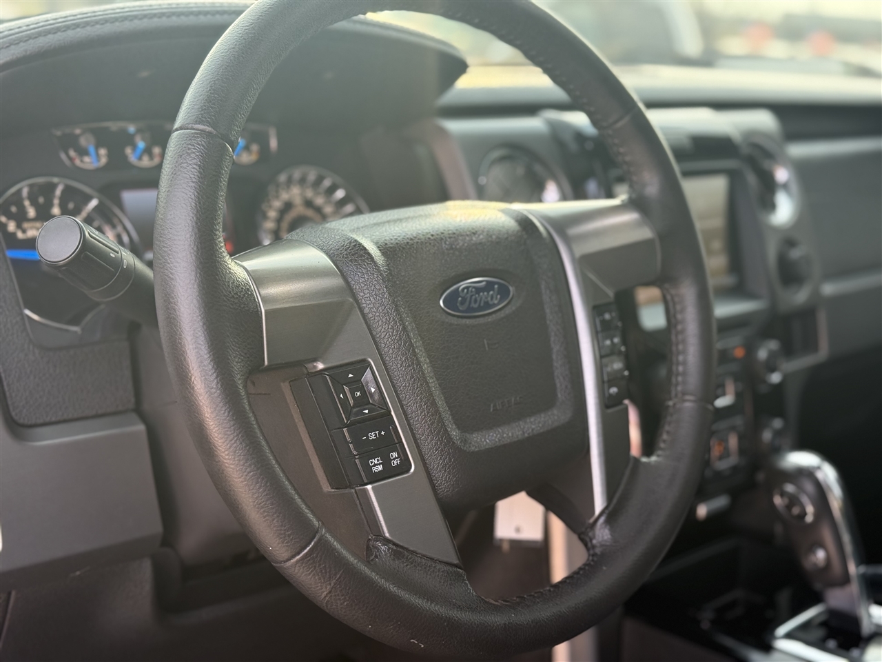 Ford F-150 XL SuperCrew 5.5-ft. Bed 4WD 2014
