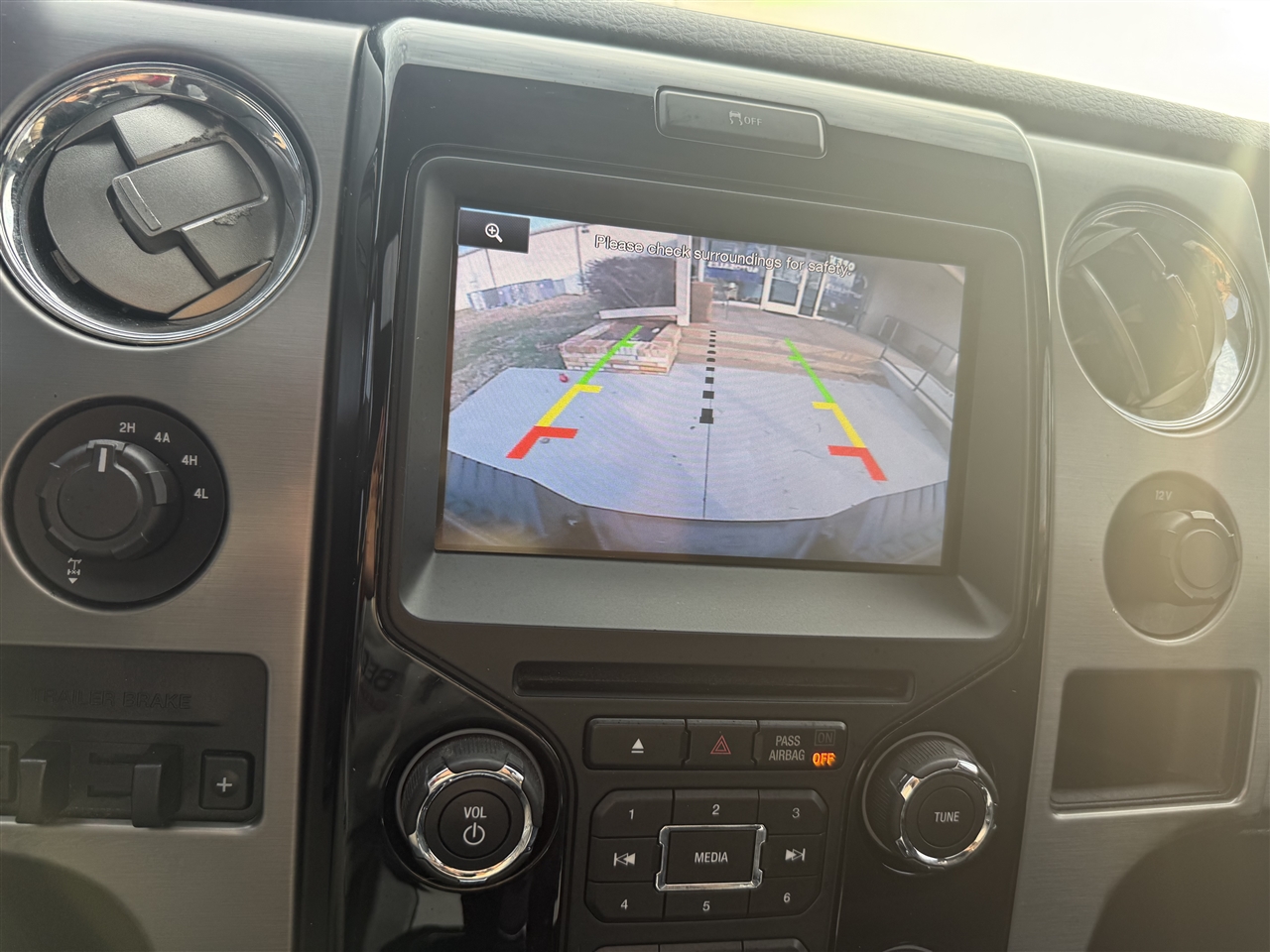 Ford F-150 XL SuperCrew 5.5-ft. Bed 4WD 2014