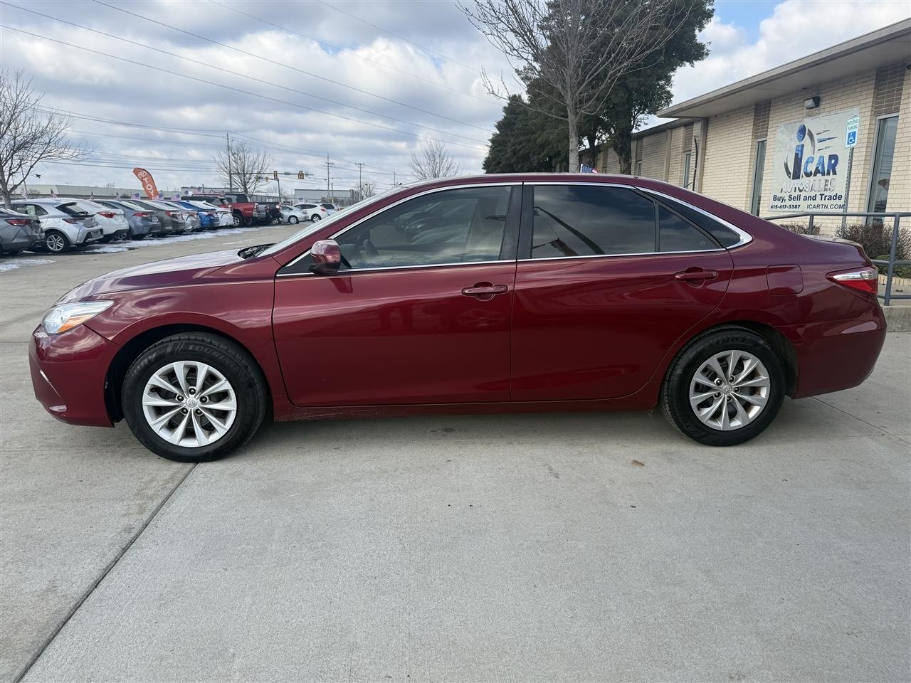 Toyota Camry LE 2017