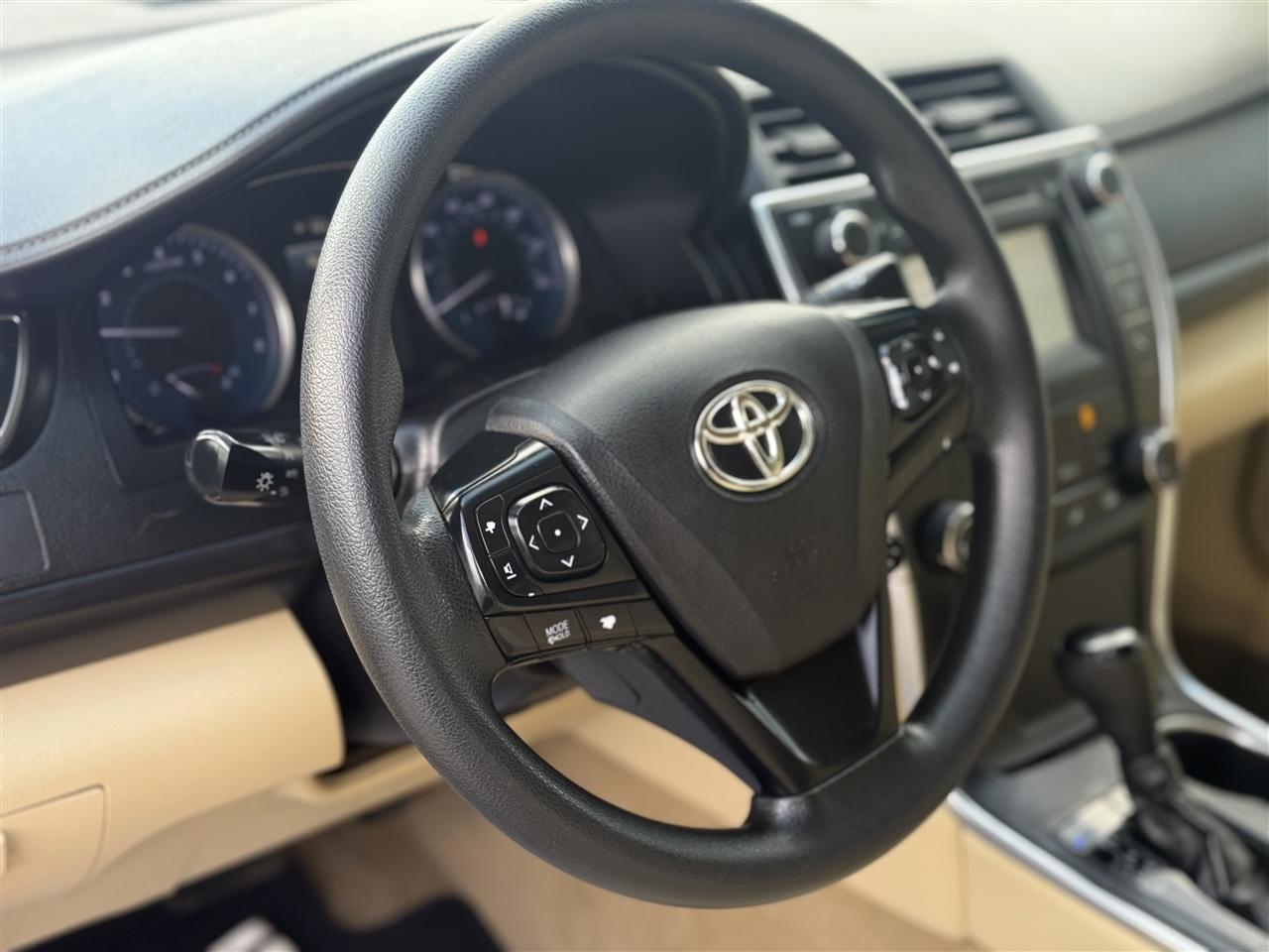 Toyota Camry LE 2017