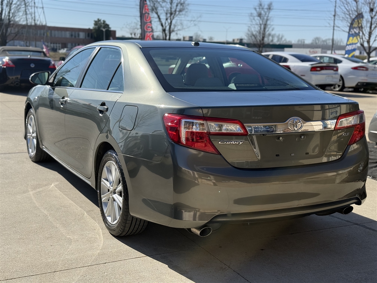 Toyota Camry XLE V6 2013