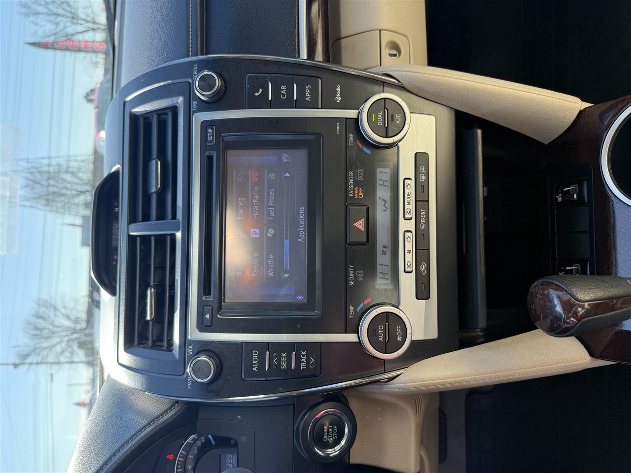 Toyota Camry XLE V6 2013