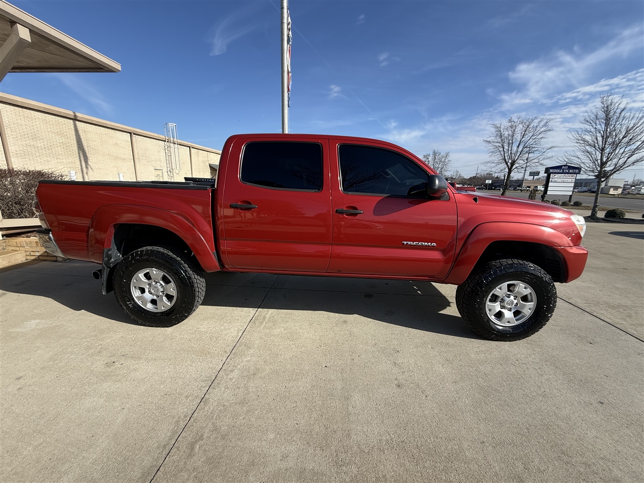 Toyota Tacoma PreRunner Double Cab I4 4AT 2WD 2014