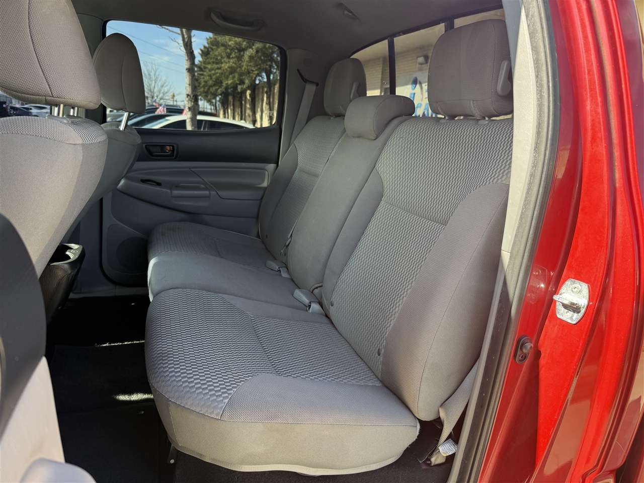 Toyota Tacoma PreRunner Double Cab I4 4AT 2WD 2014