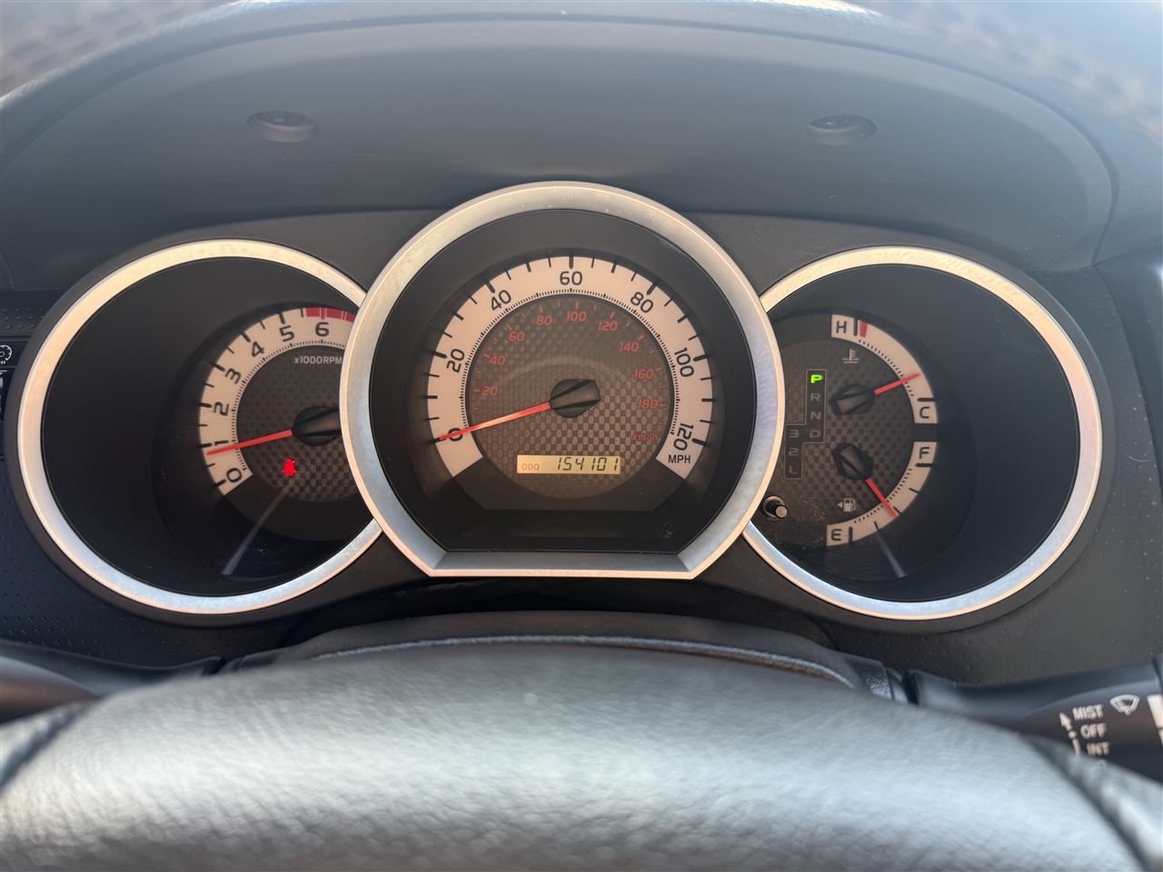 Toyota Tacoma PreRunner Double Cab I4 4AT 2WD 2014