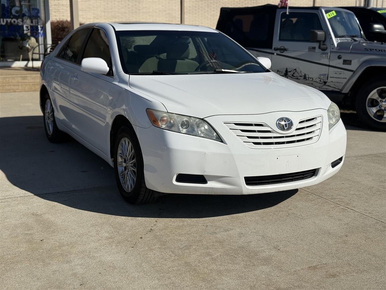 Toyota Camry LE 5-Spd AT 2009