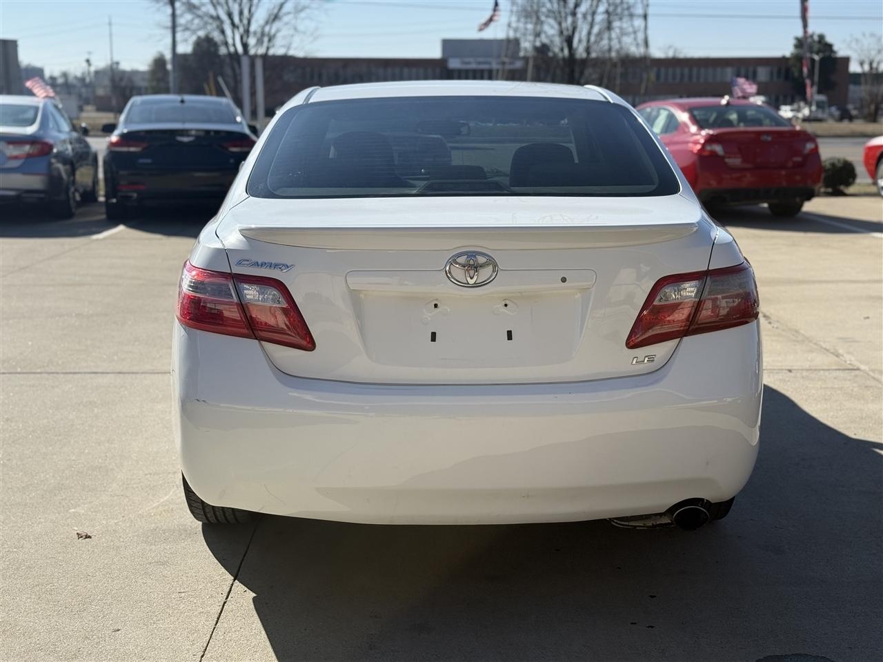 Toyota Camry LE 5-Spd AT 2009