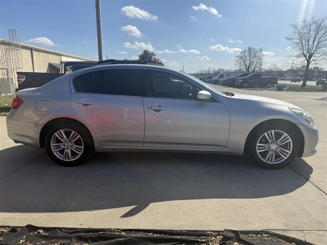 Infiniti G Sedan 37x AWD 2013