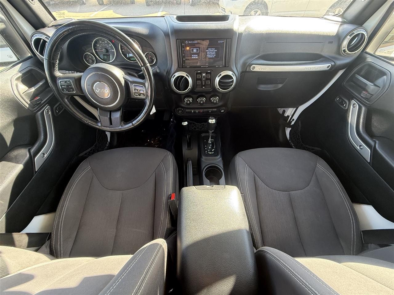 Jeep Wrangler Unlimited Sahara 4WD 2017