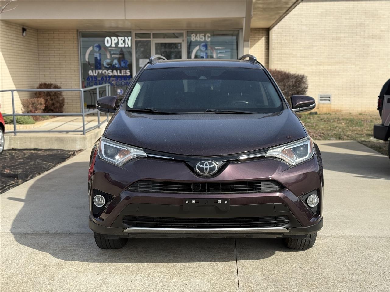 Toyota RAV4 XLE FWD 2017