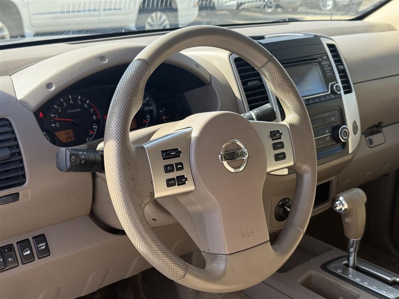 Nissan Frontier SV Crew Cab 5AT 4WD 2018