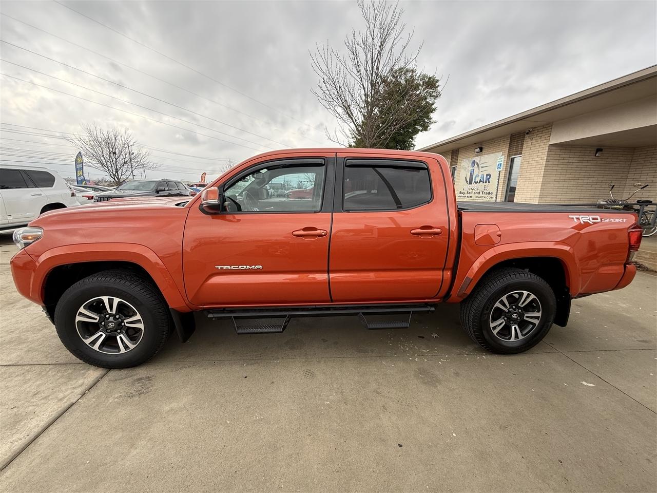 Toyota Tacoma SR5 Double Cab Long Bed V6 6AT 2WD 2016