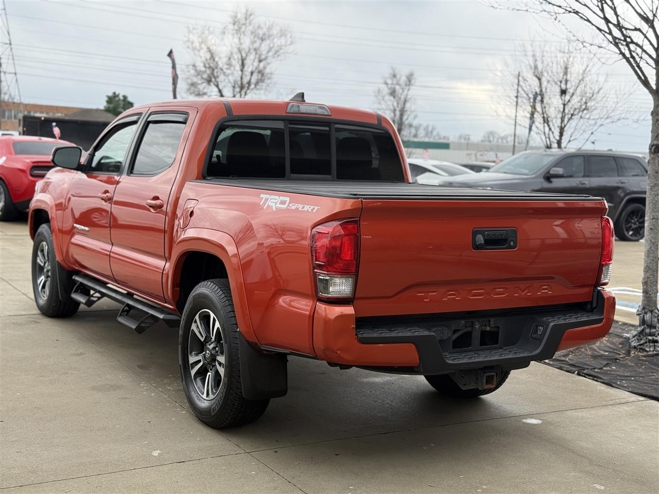 Toyota Tacoma SR5 Double Cab Long Bed V6 6AT 2WD 2016