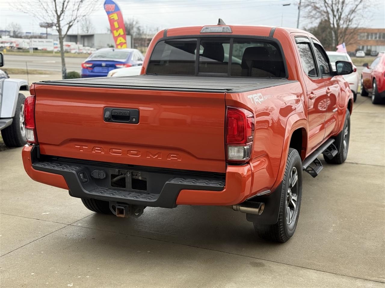 Toyota Tacoma SR5 Double Cab Long Bed V6 6AT 2WD 2016