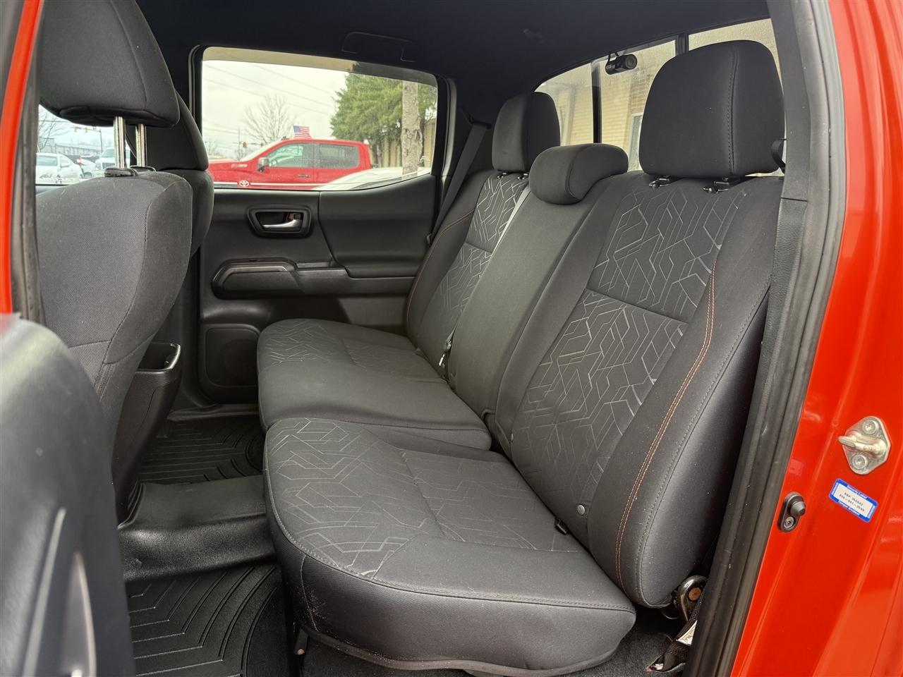 Toyota Tacoma SR5 Double Cab Long Bed V6 6AT 2WD 2016