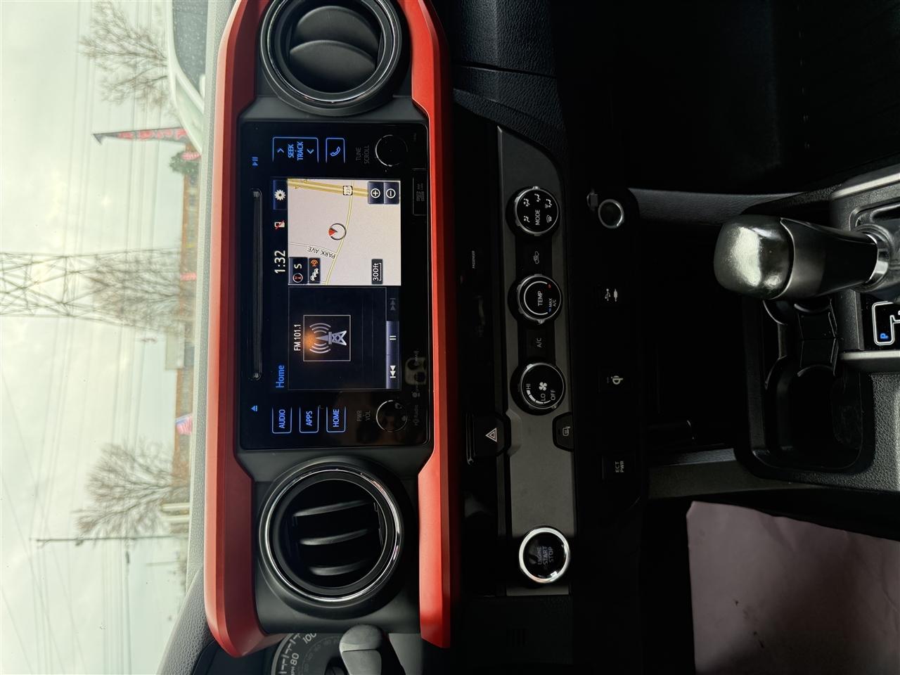 Toyota Tacoma SR5 Double Cab Long Bed V6 6AT 2WD 2016