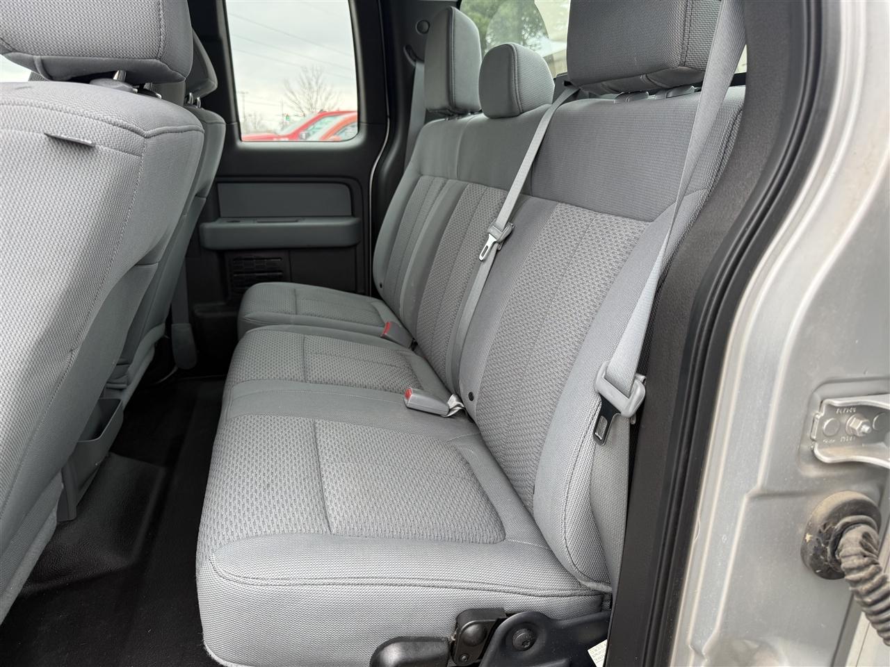 Ford F-150 XL SuperCab 8-ft. Bed 4WD 2013