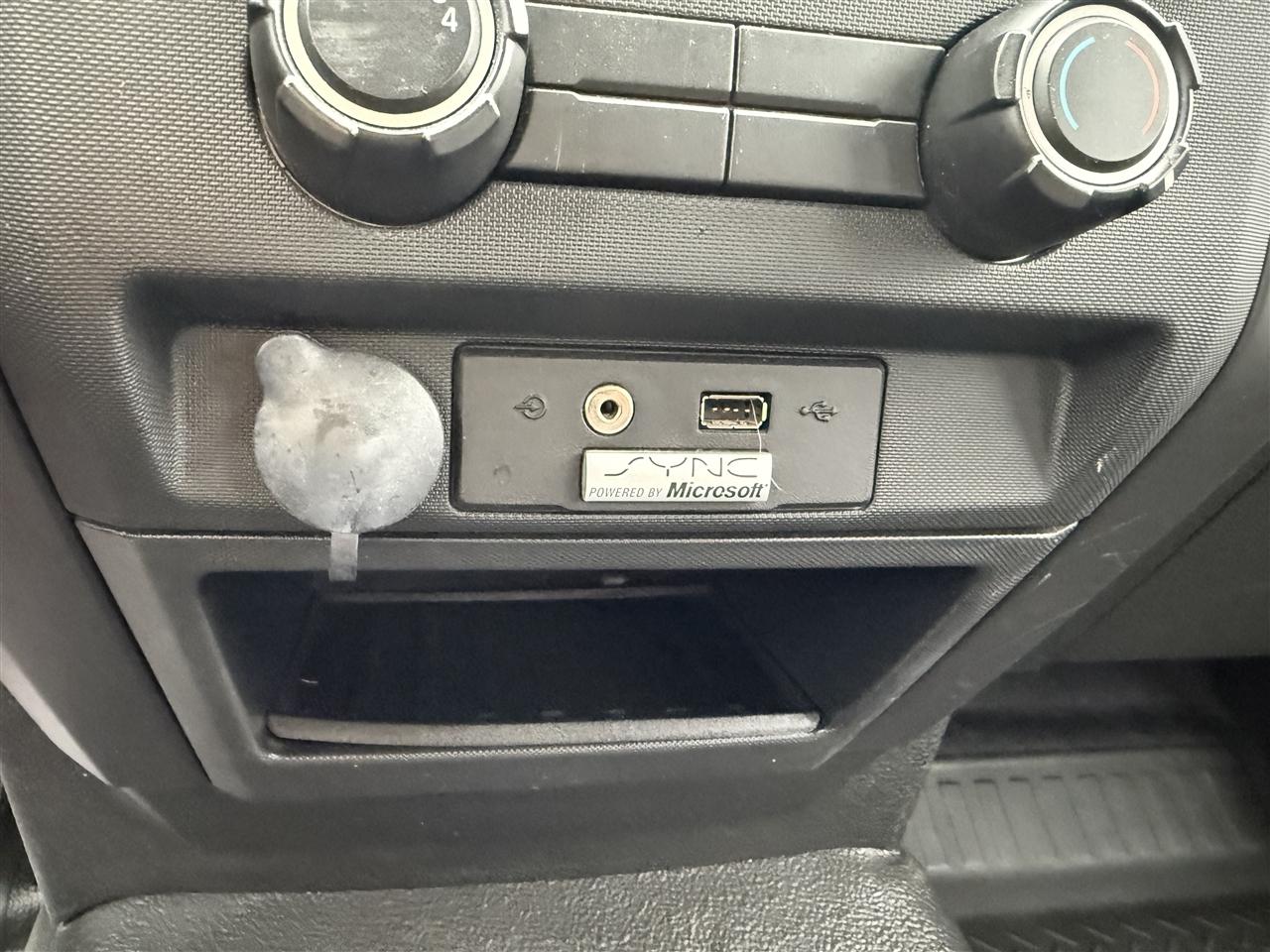 Ford F-150 XL SuperCab 8-ft. Bed 4WD 2013