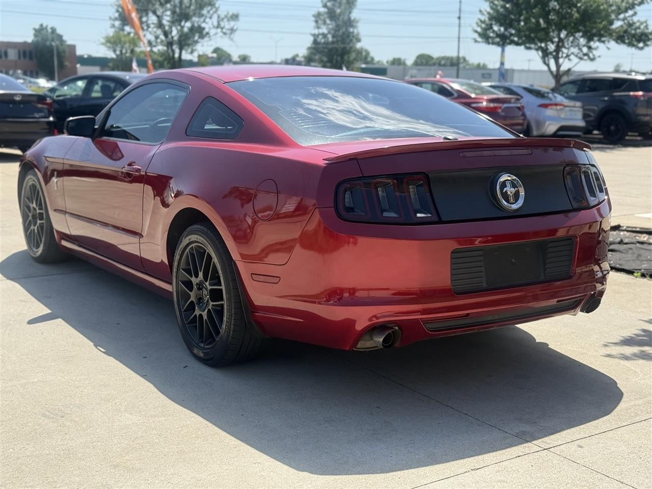 Ford Mustang V6 Coupe 2014