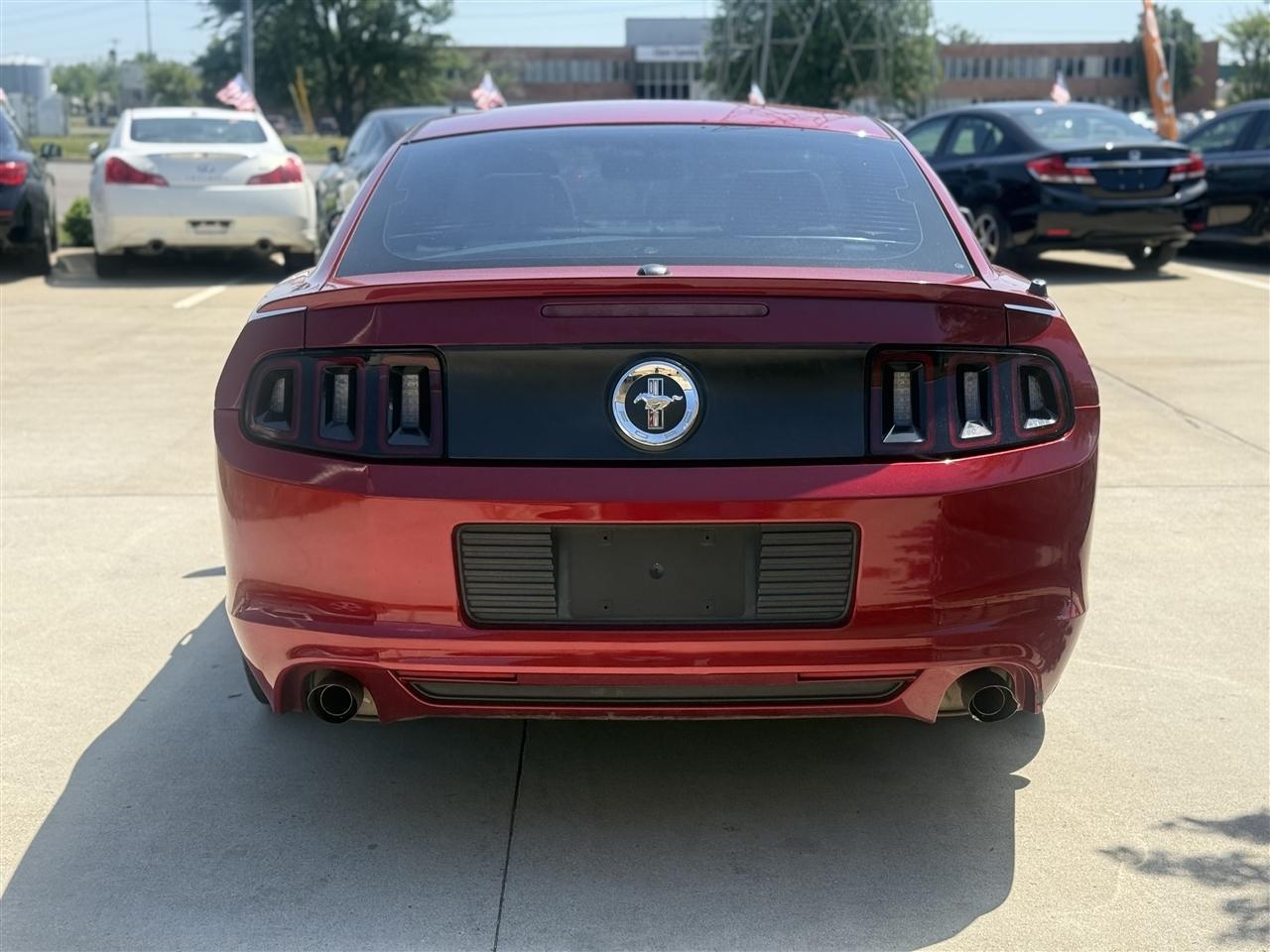 Ford Mustang V6 Coupe 2014