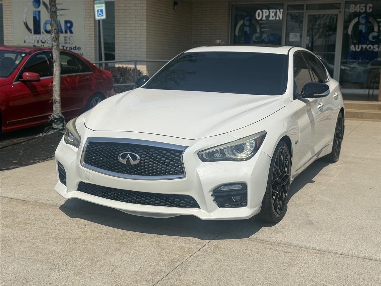Infiniti Q50 Red Sport 400 2017