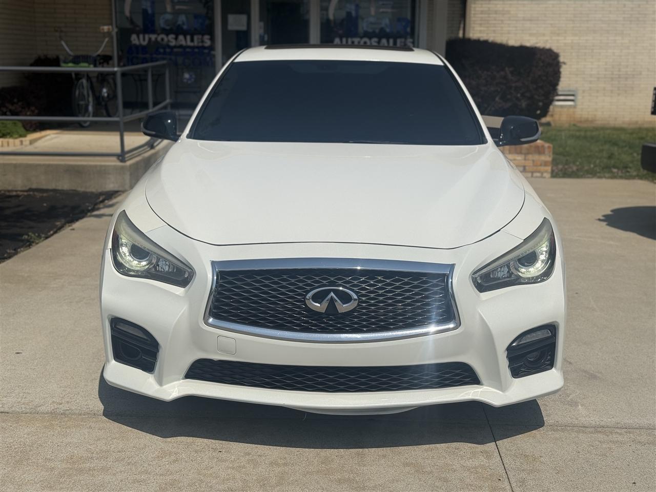 Infiniti Q50 Red Sport 400 2017