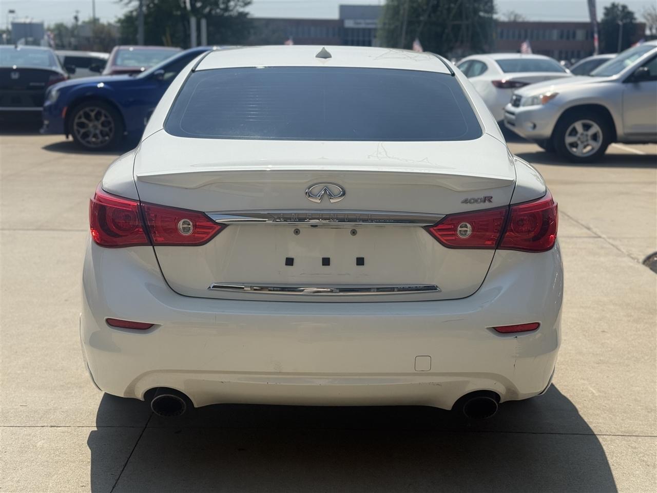 Infiniti Q50 Red Sport 400 2017