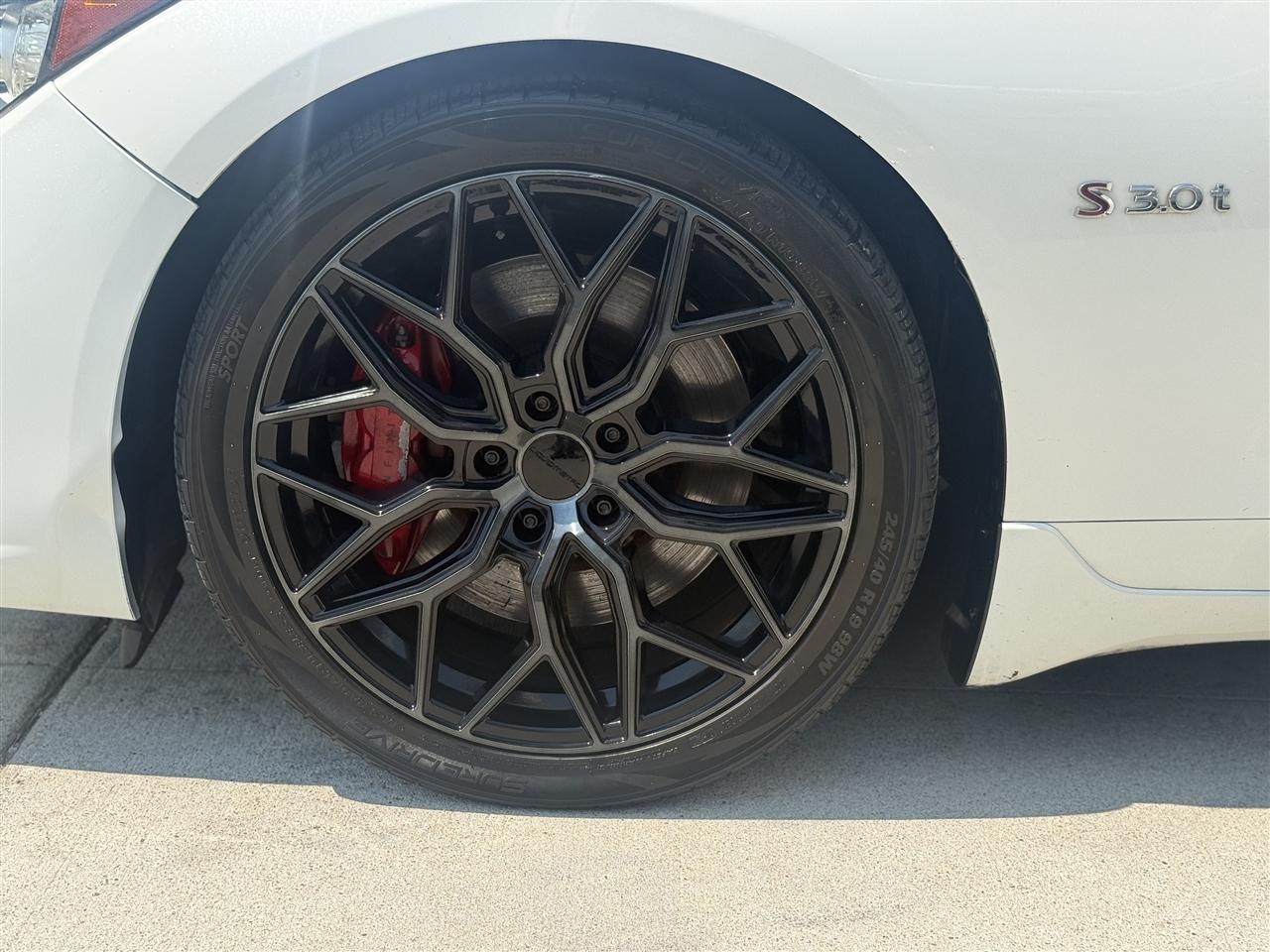 Infiniti Q50 Red Sport 400 2017