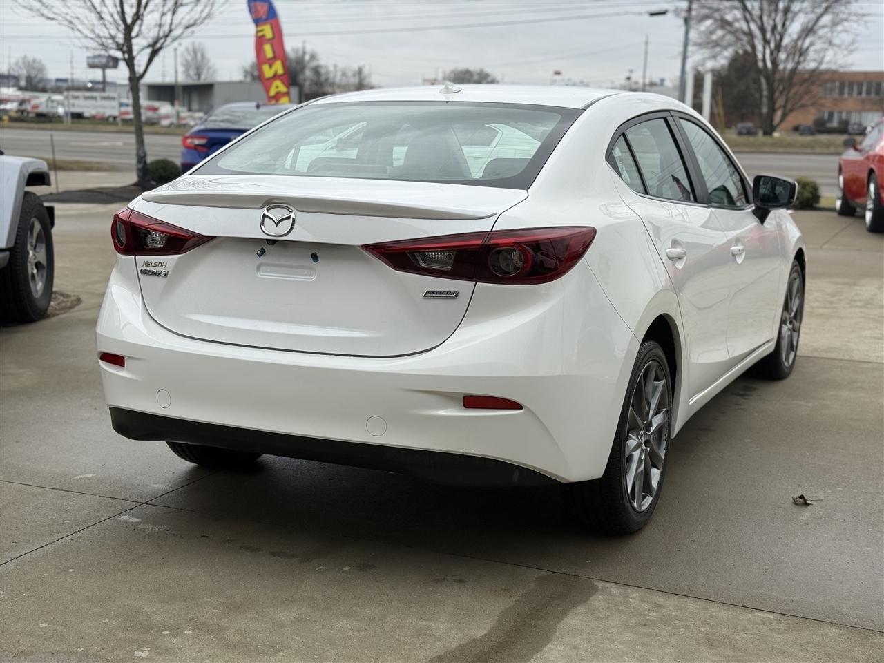 Mazda MAZDA3 s Grand Touring AT 4-Door 2018