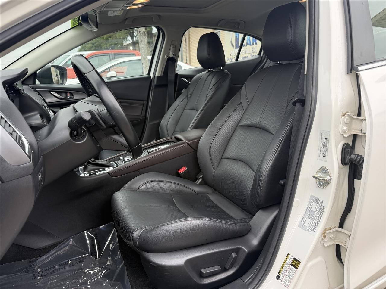 Mazda MAZDA3 s Grand Touring AT 4-Door 2018