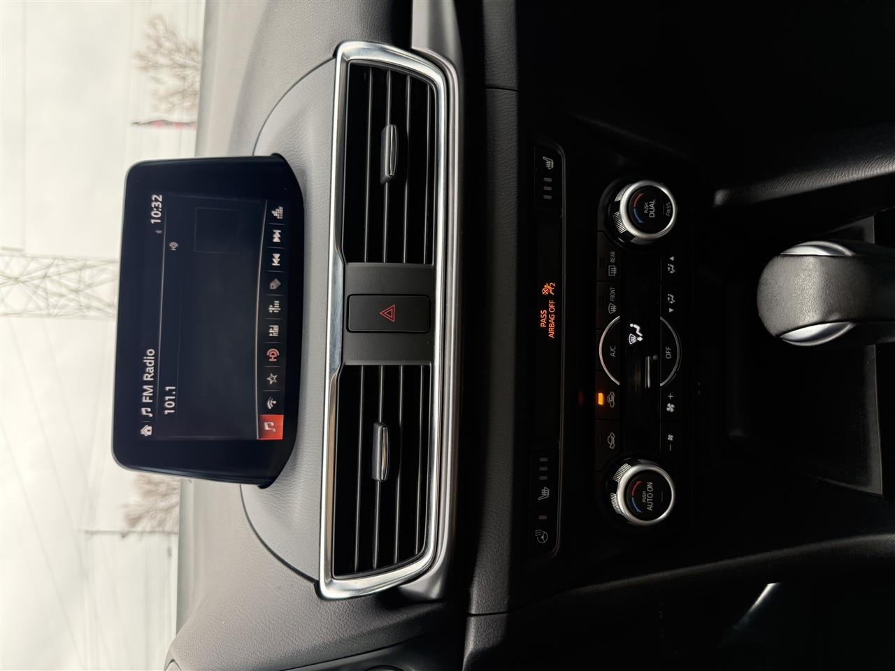 Mazda MAZDA3 s Grand Touring AT 4-Door 2018