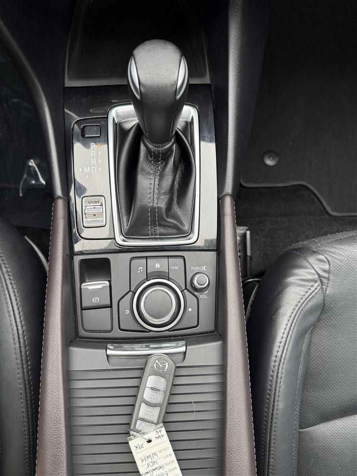 Mazda MAZDA3 s Grand Touring AT 4-Door 2018