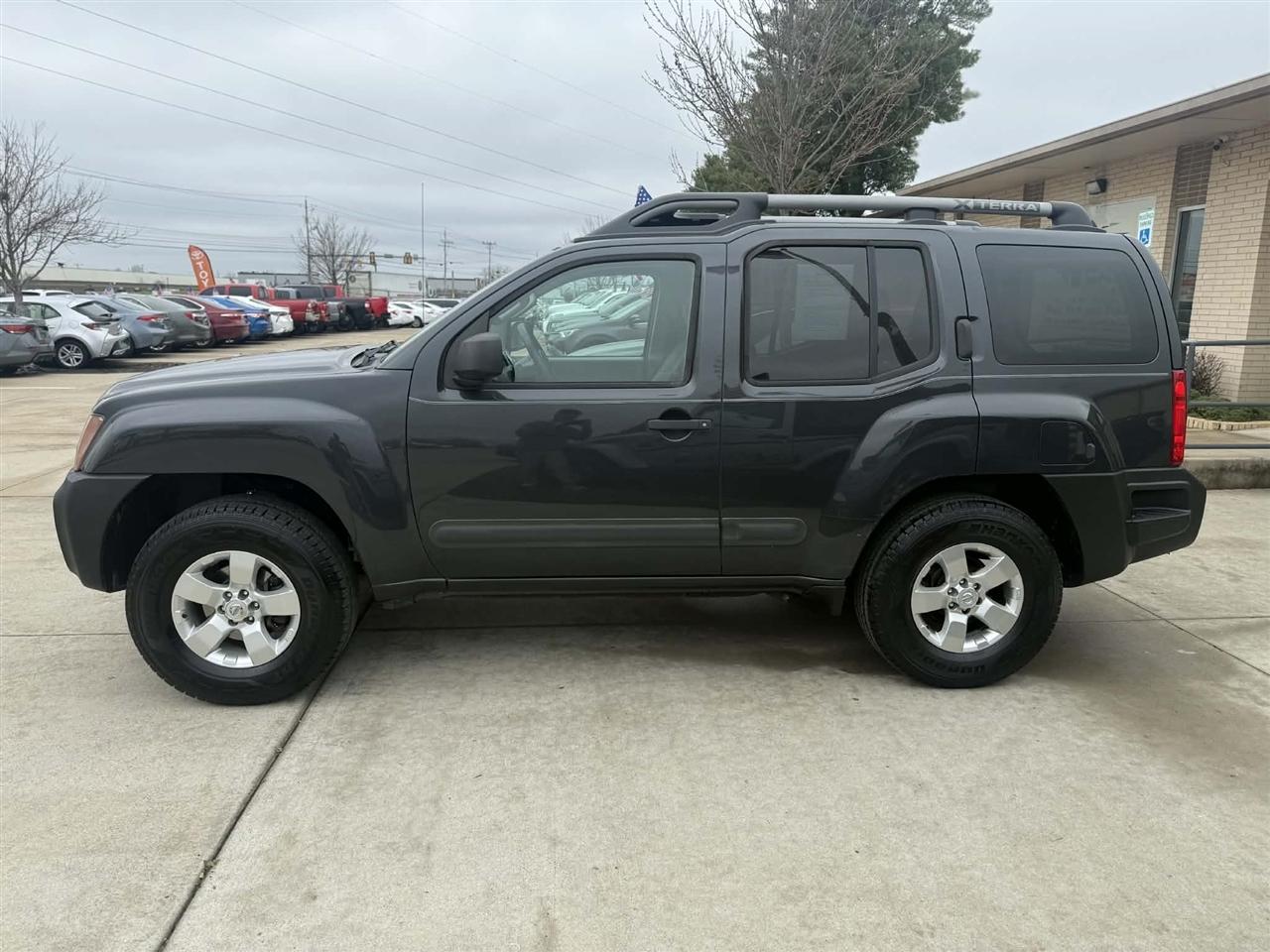 Nissan Xterra S 2WD 2013