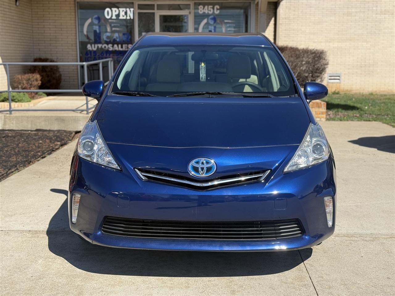 Toyota Prius V Two 2012