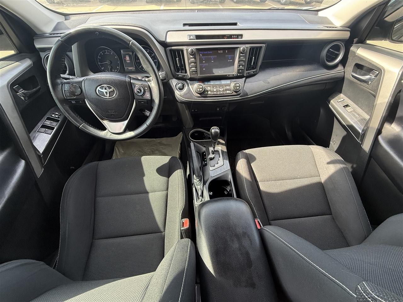 Toyota RAV4 XLE AWD 2018