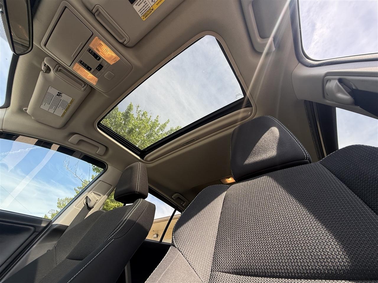 Toyota RAV4 XLE AWD 2018