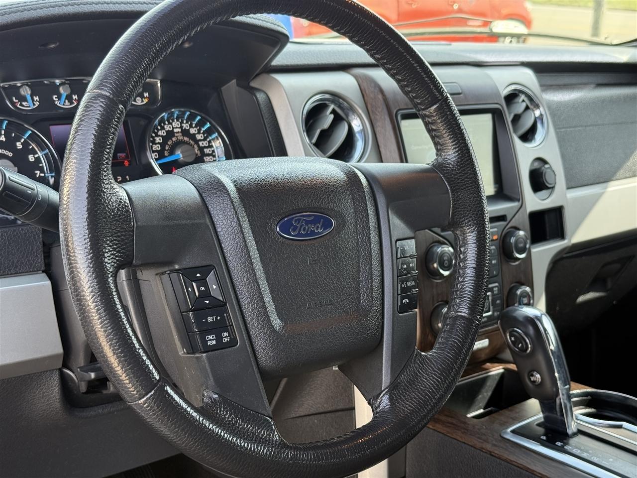 Ford F-150 Lariat SuperCrew 5.5-ft. Bed 4WD 2013